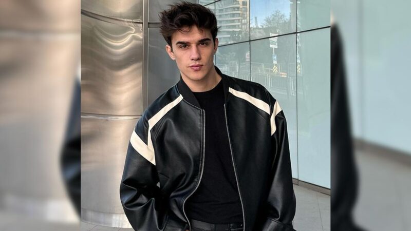 Ahmet Can Dündar – Bana Onlar Gibi Davranma Şarkı Sözleri