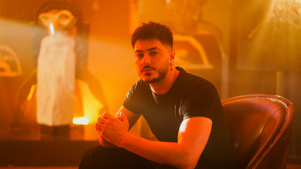 Semicenk – Eyvah Neye Yarar video