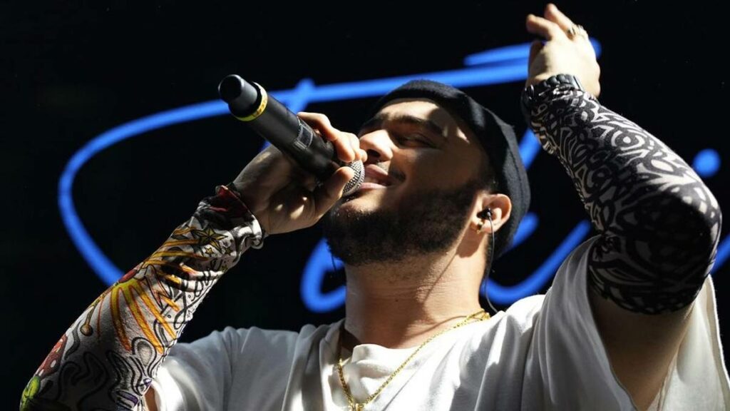 Tekir – Kalabalıklarda Yalnız video