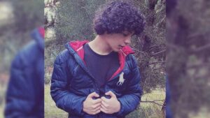 Abugat – Sonbahar Şarkı Sözleri