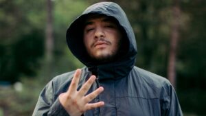 Ahiyan – Zarar Şarkı Sözleri