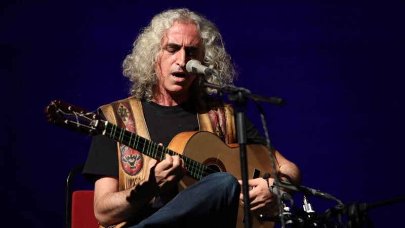 Ahmet Aslan – Minnet Eylemem Şarkı Sözleri