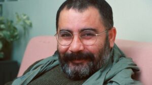 Ahmet Kaya – Ağladıkça Şarkı Sözleri