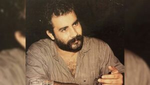 Ahmet Kaya – Ay Gidiyor Şarkı Sözleri