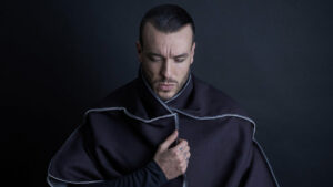 Cem Adrian – Ne Ağlarsın Benim Zülfü Siyahım Şarkı Sözleri