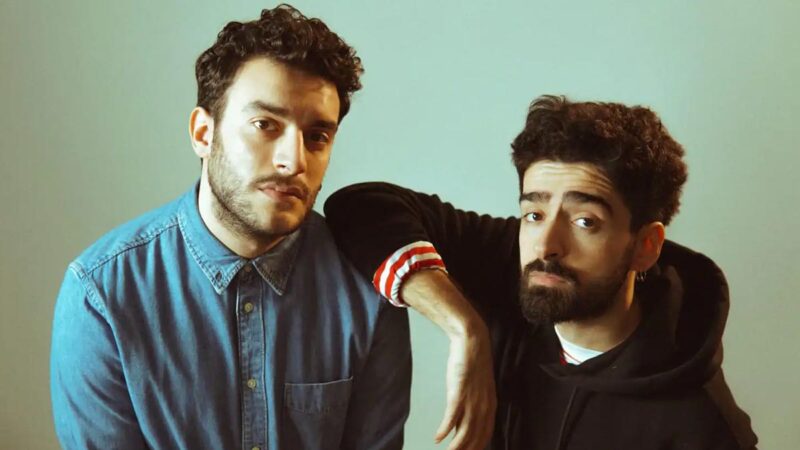 Dolu Kadehi Ters Tut – Madem Şarkı Sözleri