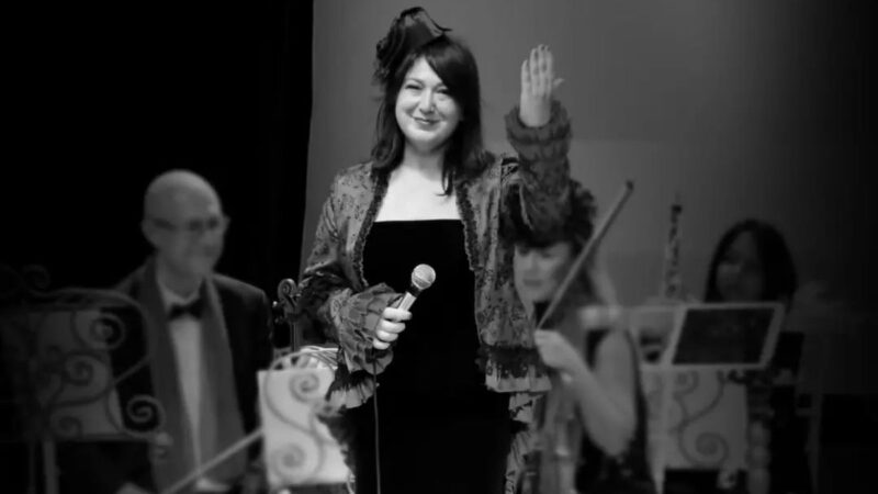 Figen Genç – Nazende Sevgilim Şarkı Sözleri