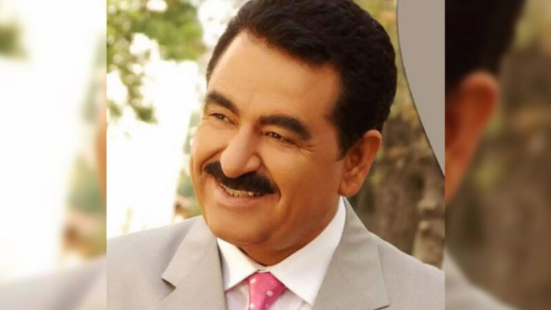 İbrahim Tatlıses – Mavi Mavi Şarkı Sözleri