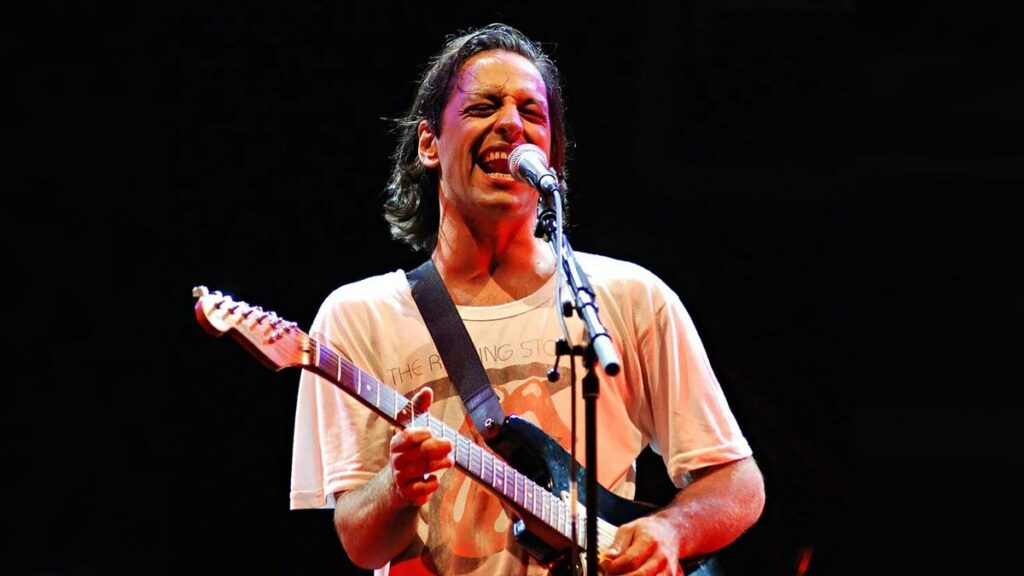 Kaan Tangöze – Bekle Dedi Gitti video