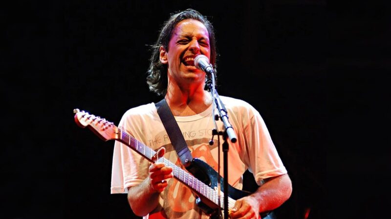 Kaan Tangöze – Bekle Dedi Gitti Şarkı Sözleri