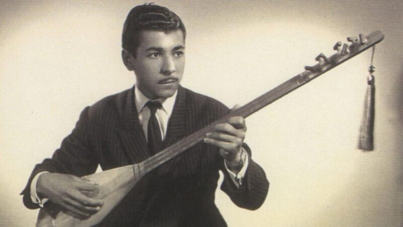 Neşet Ertaş – Ah Yalan Dünya Şarkı Sözleri