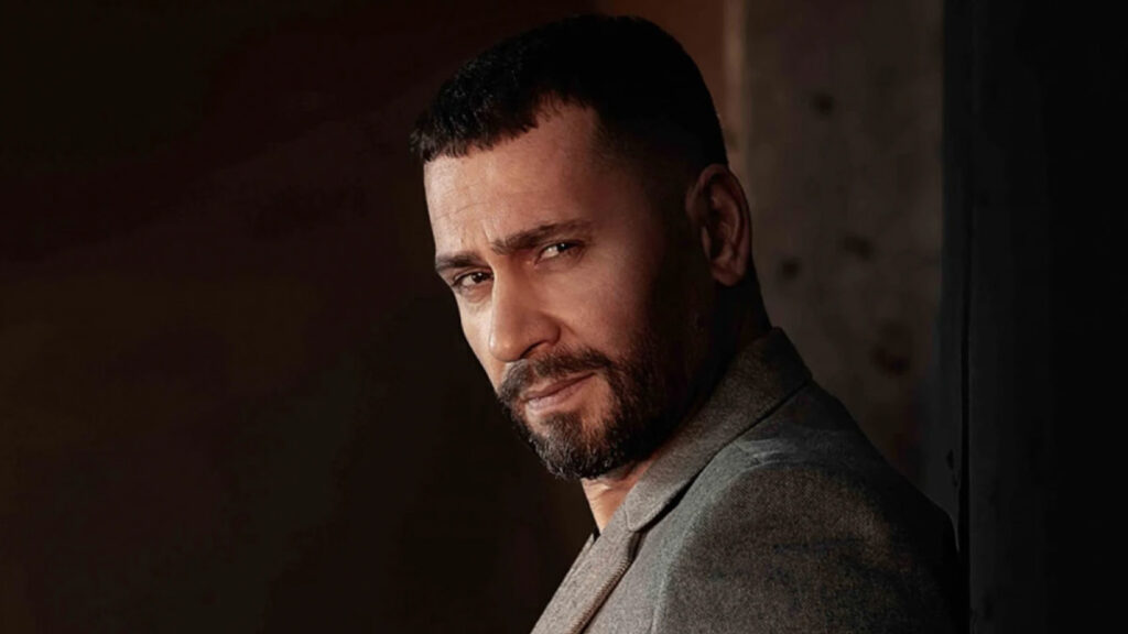 Özgür Alter – Dalgın Dalgın video