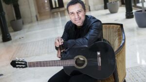 Rafet El Roman – Her Şeye Rağmen Şarkı Sözleri