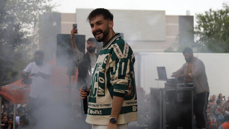 Sefo – Bilemedim Aman Niye Böyle Yakar Anılar Şarkı Sözleri