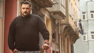 Yener Çevik – Hasta İşi Şarkı Sözleri