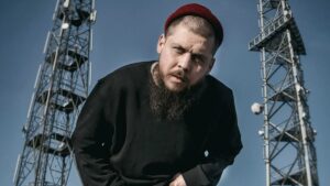 Aga B – Yoruldum Şarkı Sözleri