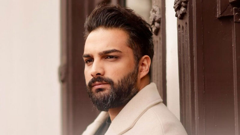 Bahtiyar Özdemir – Aşka Küstük Şarkı Sözleri