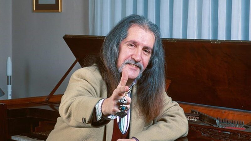 Barış Manço – Kara Sevda Şarkı Sözleri