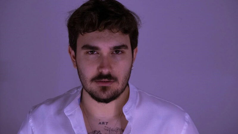 Çağan Şengül – Sevdanın Rengi Şarkı Sözleri