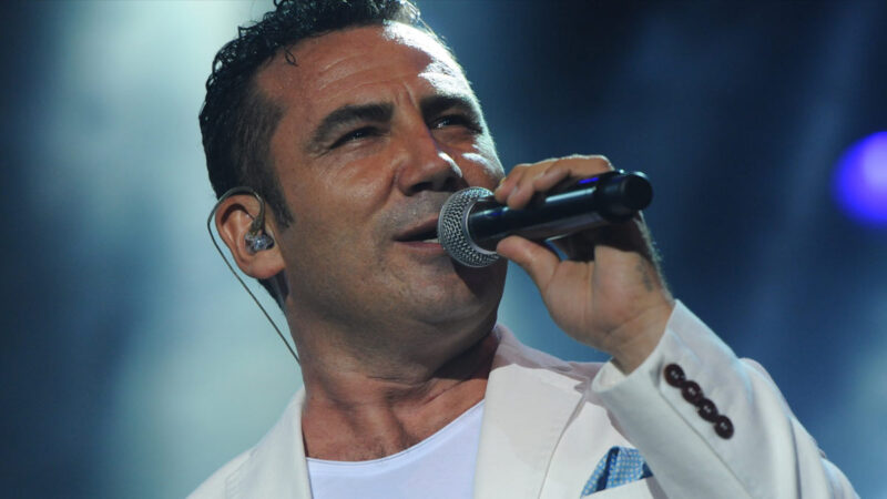 Ferhat Göçer – Sevgi Şarkı Sözleri