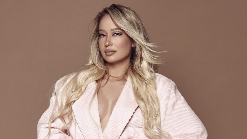 Gülçin Ergül – Bir Başka video