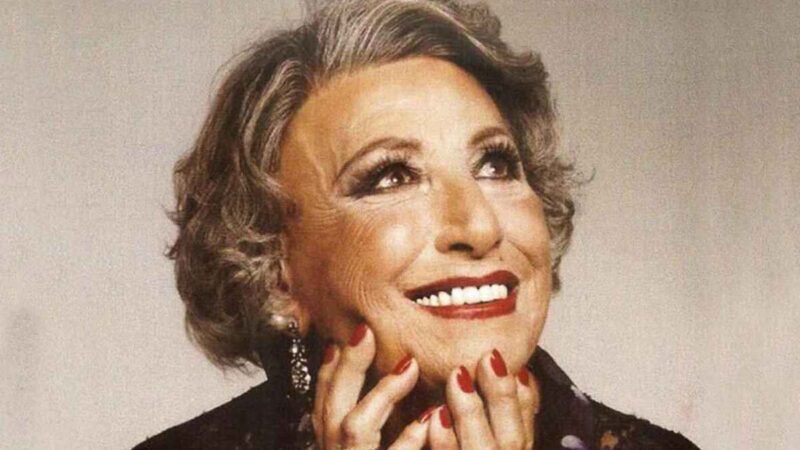 Müzeyyen Senar – Kimseye Etmem Şikayet Şarkı Sözleri