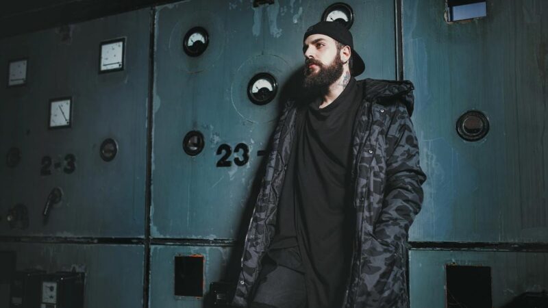 Server Uraz – Asker Şarkı Sözleri