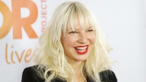 Sia – Snowman Şarkı Sözleri