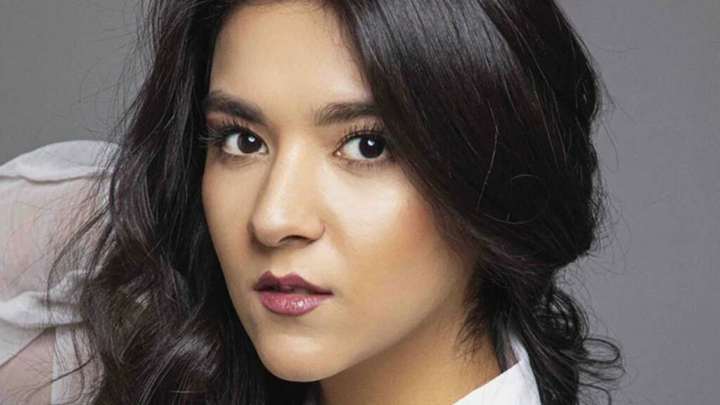 Sura İskenderli – Bu Kadar video