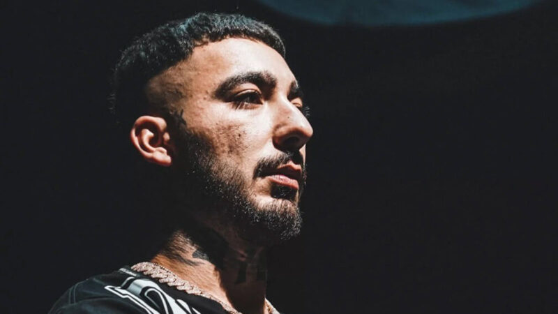 Uzi – Vur Şarkı Sözleri