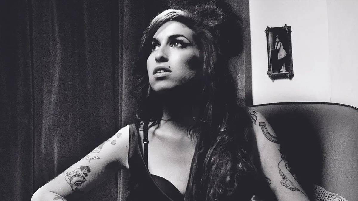 Amy Winehouse – Back to Black Şarkı Sözleri