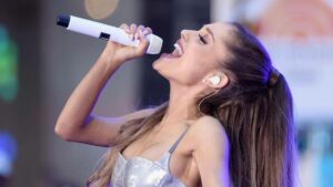 Ariana Grande – We Can’t Be Friends (Wait For Your Love) Şarkı Sözleri