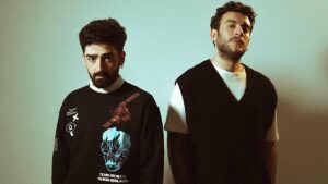 Dolu Kadehi Ters Tut – Yalan Şarkı Sözleri