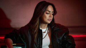 Ebru Gündeş – Söylemeyin Şarkı Sözleri