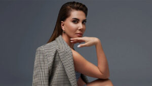 Ebru Yaşar – Ben Bilmem Şarkı Sözleri