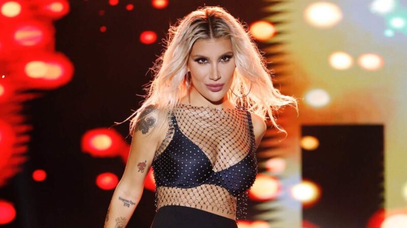 İrem Derici – Milyonda Bir Şarkı Sözleri