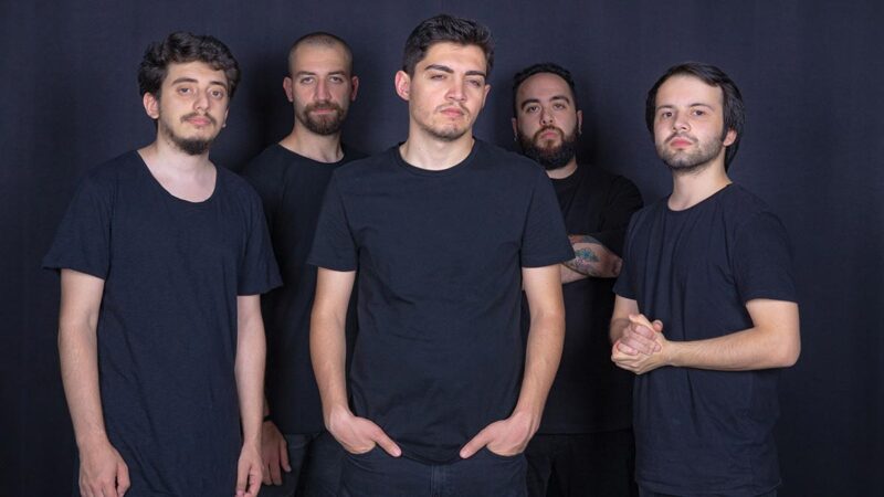 Mavi Gri – İlaç Ol Yaralarıma Şarkı Sözleri