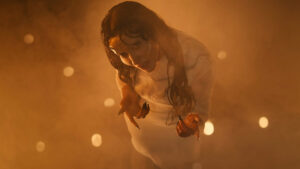 Melike Şahin – İsyan Şarkı Sözleri