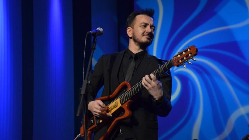 Orhan Ölmez – Gel Deme Şarkı Sözleri