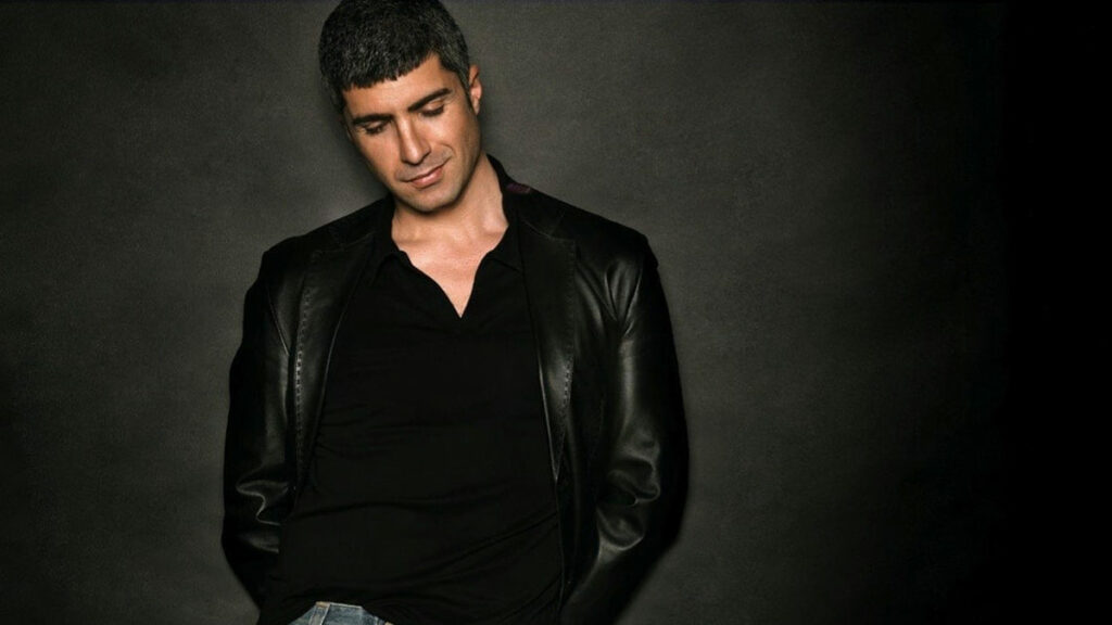 Özcan Deniz – Derin Duygular video