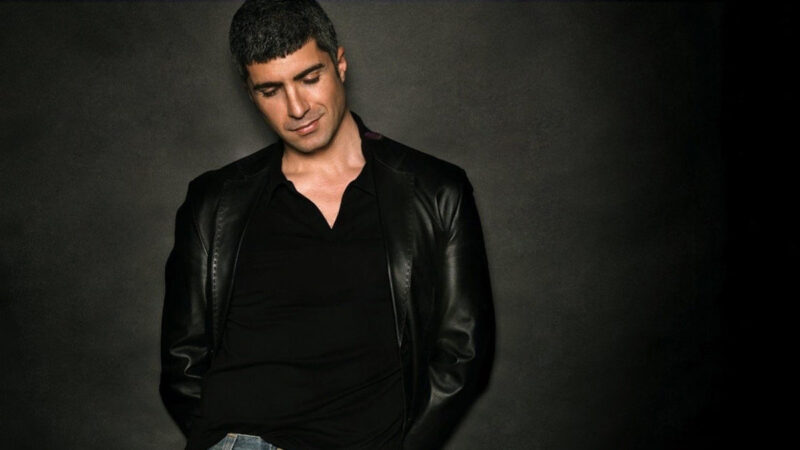 Özcan Deniz – Derin Duygular Şarkı Sözleri