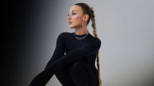 Aleyna Kalaycıoğlu – Dominik Şarkı Sözleri