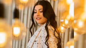 Aynur Polat – Esmere / Vay Delal Türkü Sözleri