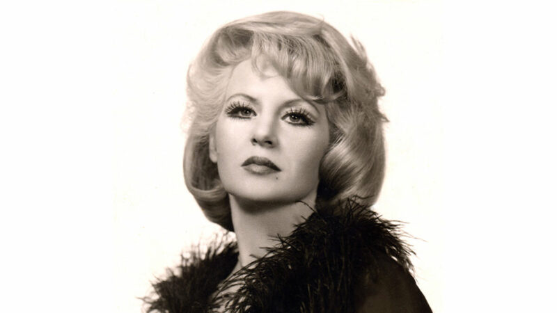 Belkıs Özener – Hayat Sevince Güzel Şarkı Sözleri