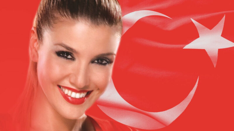 Gülben Ergen – 23 Nisan Kutlu Olsun Şarkı Sözleri