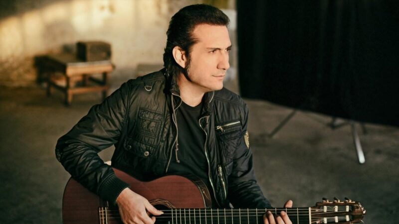 Kıraç – Kan ve Gül Şarkı Sözleri