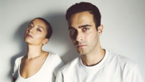 Melike Şahin & Mert Demir – Pusulam Rüzgar Şarkı Sözleri