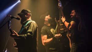 Pilli Bebek – Bak Şarkı Sözleri