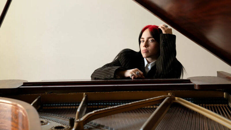 Billie Eilish - CHIHIRO Şarkı Sözleri