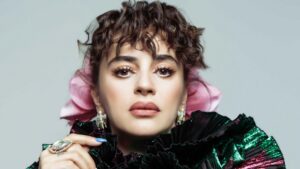 Ceylan Ertem – Esmer Şarkı Sözleri